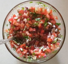 traditional mexican tomatoes salsa