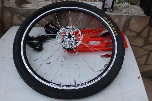 removing rear bike wheel