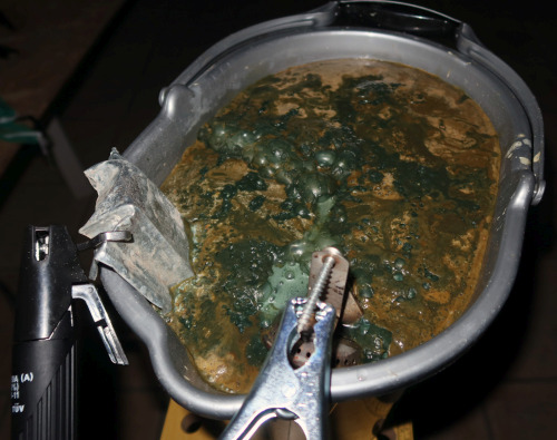 electrolysis for rust